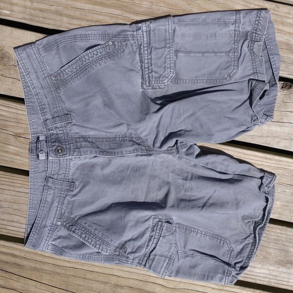 Men's gray gander shorts